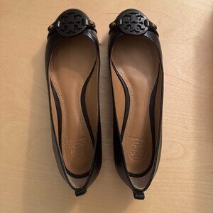 Tory Burch Gabriel Flat - Black, Size 7.5